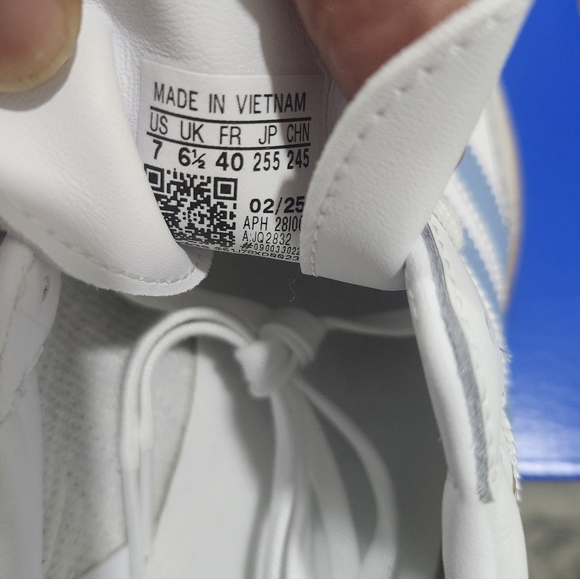 NWT ADIDAS SAMBA - Picture 5 of 7